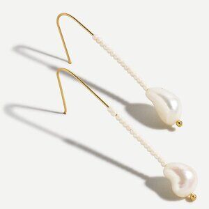 NWT Freshwater Pearl Necklace & Earring Set